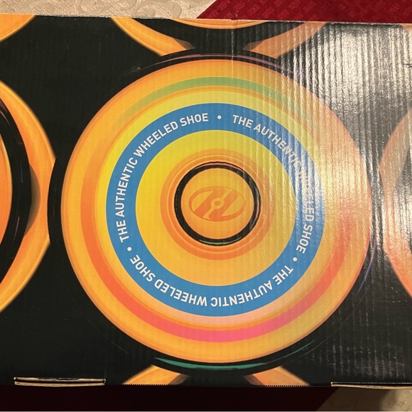 Men’s Heelys Shoes - Picture 9 of 9